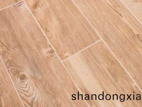 各類(lei)地(di)闆産品的特點、缺點